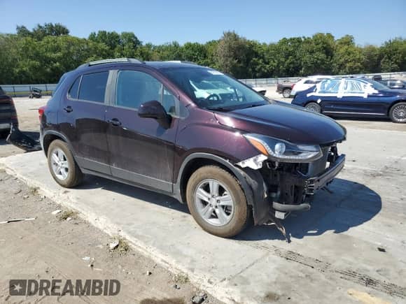2021 Chevrolet Trax LT с VIN KL7CJLSM3MB369857, выставлен на аукционе Copart как лот 81872185 с пробегом 76 181 миль миль и Списание • Salvage title. История ставок и продаж доступна на DreamBid. Изображение 4.