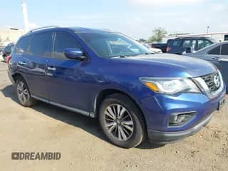 2017 Nissan Pathfinder Platinum with VIN 5N1DR2MN5HC698779, listed as a IAAI auction lot 43221987 with 131,678 mi miles and . Bid and sale history available at DreamBid. Image 1.