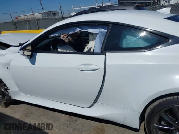 2019 Lexus RC 300 z VIN JTHHA5BC0K5009659, wystawiony jako IAAI lot #42533012 z przebiegiem Nie podano mil oraz . Historia ofert i sprzedaży dostępna na DreamBid. Obrazek 14.