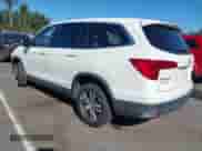 2018 Honda Pilot EX-L z VIN 5FNYF6H87JB022515, wystawiony jako IAAI lot #43109502 z przebiegiem 143 265 mil mil oraz . Historia ofert i sprzedaży dostępna na DreamBid. Obrazek 3.