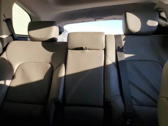 2017 Hyundai Santa Fe Limited Ultimate z VIN KM8SR4HF8HU218427, wystawiony jako Copart lot #81063325 z przebiegiem 68 834 mil mil oraz Szkoda całkowita • Salvage title. Historia ofert i sprzedaży dostępna na DreamBid. Obrazek 10.