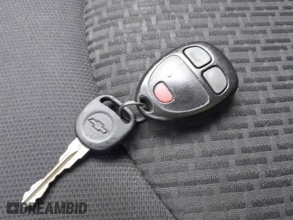 2009 Chevrolet Traverse 2LT with VIN 1GNER23D19S176084, listed as a IAAI auction lot 43446174 with 188,408 mi miles and . Bid and sale history available at DreamBid. Image 11.