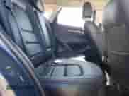 2023 Mazda CX-5 S Carbon Edition z VIN JM3KFBCM5P0219202, wystawiony jako Copart lot #81634365 z przebiegiem 24 429 mil mil oraz Szkoda całkowita • Salvage title. Historia ofert i sprzedaży dostępna na DreamBid. Obrazek 11.