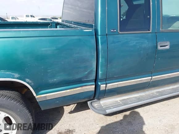 1998 GMC Sierra 1500 с VIN 2GTEK19R4W1536048, выставлен на аукционе IAAI как лот 43432833 с пробегом 228 394 миль миль и . История ставок и продаж доступна на DreamBid. Изображение 6.