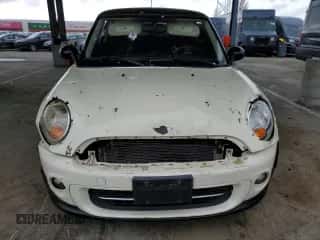 2013 MINI Hardtop with VIN WMWSU3C51DT691076, listed as a Copart auction lot 48066455 with 143,002 mi miles and Salvage title. Bid and sale history available at DreamBid. Image 5.