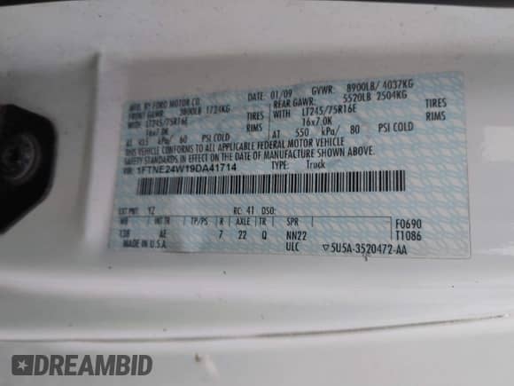 2009 Ford Econoline Cargo Commercial with VIN 1FTNE24W19DA41714, listed as a IAAI auction lot 40910548 with 179,157 mi miles and . Bid and sale history available at DreamBid. Image 9.