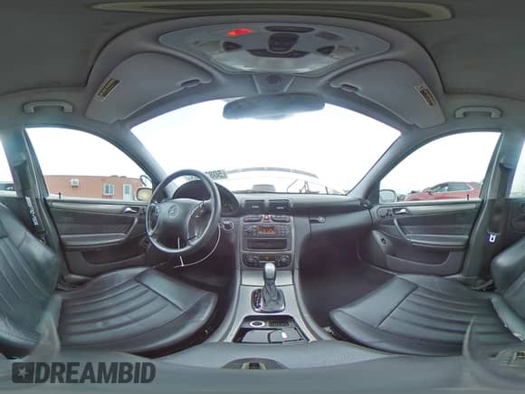 2002 Mercedes-Benz C AMG z VIN WDBRF65J92F187215, wystawiony jako Copart lot #50830645 z przebiegiem 83 223 mil mil oraz Szkoda całkowita • Salvage title. Historia ofert i sprzedaży dostępna na DreamBid. Obrazek 12.