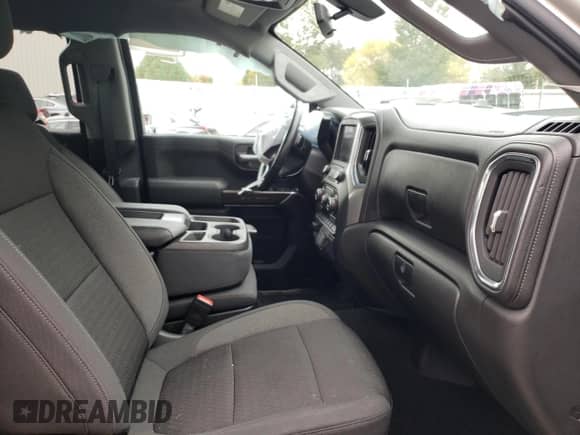 2021 Chevrolet Silverado 1500 LT с VIN 3GCUYDETXMG390420, выставлен на аукционе Copart как лот 84919714 с пробегом 30 745 миль миль и На запчасти • Non repairable. История ставок и продаж доступна на DreamBid. Изображение 5.