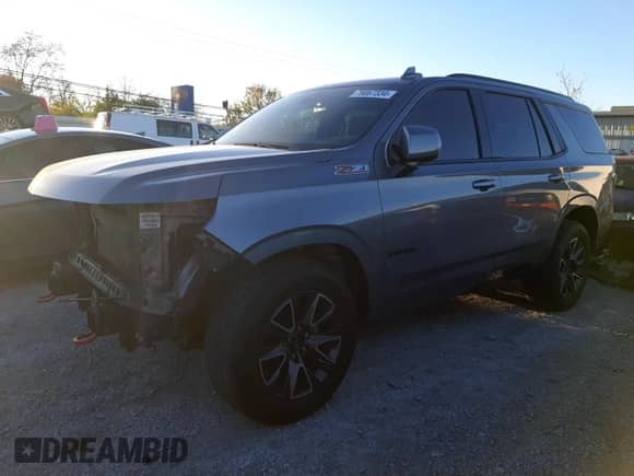2022 Chevrolet Tahoe Z71 z VIN 1GNSKPKL9NR226521, wystawiony jako Copart lot #79067334 z przebiegiem 87 240 mil mil oraz Szkoda całkowita • Salvage title. Historia ofert i sprzedaży dostępna na DreamBid. Obrazek 1.