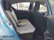 2015 Toyota Prius One z VIN JTDKDTB3XF1106433, wystawiony jako IAAI lot #43420698 z przebiegiem 202 283 mil mil oraz . Historia ofert i sprzedaży dostępna na DreamBid. Obrazek 8.