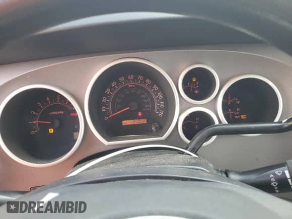 2012 Toyota Tundra z VIN 5TFRU5F19CX026827, wystawiony jako Copart lot #43980285 z przebiegiem 134 060 mil mil oraz Szkoda całkowita • Salvage title. Historia ofert i sprzedaży dostępna na DreamBid. Obrazek 9.