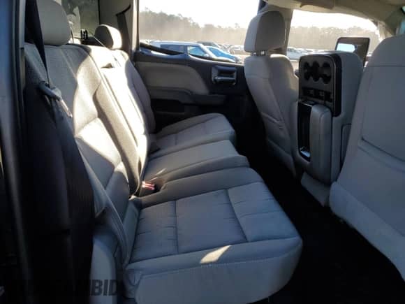 2019 Chevrolet Silverado 2500HD Work Truck z VIN 1GC1KREG9KF280820, wystawiony jako Copart lot #88048585 z przebiegiem 101 877 mil mil oraz Szkoda całkowita • Salvage title. Historia ofert i sprzedaży dostępna na DreamBid. Obrazek 10.