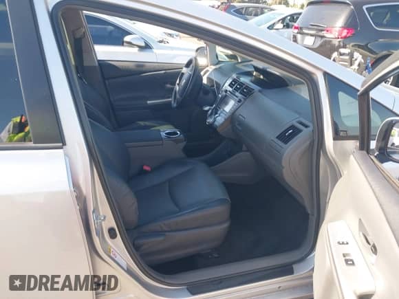 2012 Toyota Prius Two with VIN JTDZN3EU0C3109535, listed as a IAAI auction lot 43043171 with Not provided miles and . Bid and sale history available at DreamBid. Image 5.