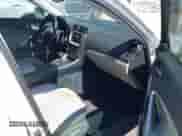 2006 Lexus IS 250 z VIN JTHCK262965005266, wystawiony jako IAAI lot #42687510 z przebiegiem 144 829 mil mil oraz . Historia ofert i sprzedaży dostępna na DreamBid. Obrazek 5.