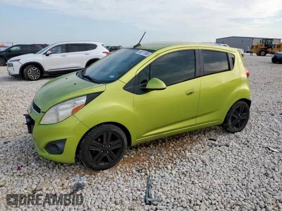2013 Chevrolet Spark LS с VIN KL8CA6S99DC545457, выставлен на аукционе Copart как лот 69311985 с пробегом 223 616 миль миль и Списание • Salvage title. История ставок и продаж доступна на DreamBid. Изображение 1.