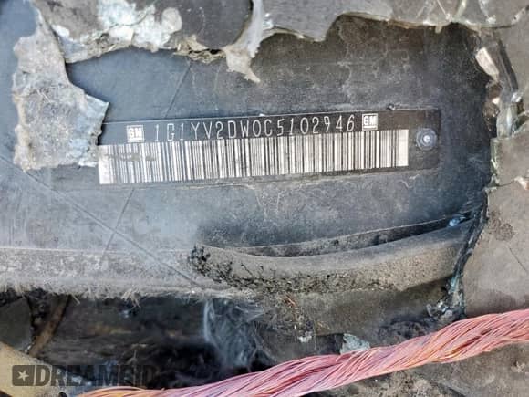 2012 Chevrolet Corvette Z16 Grand Sport 2LT z VIN 1G1YV2DW0C5102946, wystawiony jako Copart lot #85516425 z przebiegiem Nie podano mil oraz Szkoda całkowita • Salvage title. Historia ofert i sprzedaży dostępna na DreamBid. Obrazek 13.