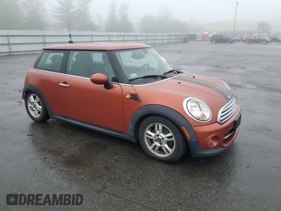 2013 MINI Hardtop with VIN WMWSU3C58DT545841, listed as a Copart auction lot 54144755 with 163,411 mi miles and Clean title. Bid and sale history available at DreamBid. Image 4.