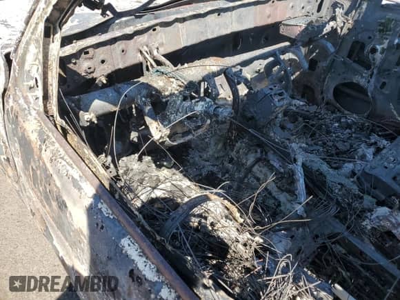 2014 Toyota Tacoma с VIN 5TFUU4EN4EX085067, выставлен на аукционе Copart как лот 62264825 с пробегом Не указан миль и Списание • Salvage title. История ставок и продаж доступна на DreamBid. Изображение 8.
