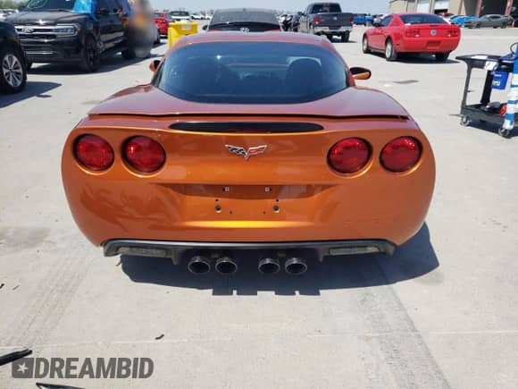 2007 Chevrolet Corvette Z06 с VIN 1G1YY26E275127106, выставлен на аукционе Copart как лот 50730175 с пробегом 25 824 миль миль и Списание • Salvage title. История ставок и продаж доступна на DreamBid. Изображение 6.
