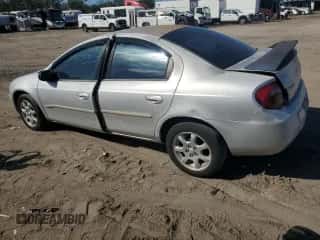 2005 Dodge Neon SXT z VIN 1B3ES56CX5D211609, wystawiony jako Copart lot #84995524 z przebiegiem 112 510 mil mil oraz Szkoda całkowita • Salvage title. Historia ofert i sprzedaży dostępna na DreamBid. Obrazek 2.