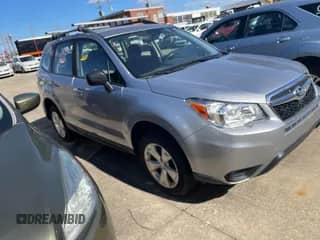 2016 Subaru Forester 2.5i z VIN JF2SJABC9GH553570, wystawiony jako IAAI lot #43427311 z przebiegiem 173 021 mil mil oraz . Historia ofert i sprzedaży dostępna na DreamBid. Obrazek 1.