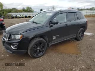 2015 Jeep Compass High Altitude с VIN 1C4NJDEB8FD117749, выставлен на аукционе Copart как лот 71637085 с пробегом 60 318 миль миль и Списание • Salvage title. История ставок и продаж доступна на DreamBid. Изображение 1.