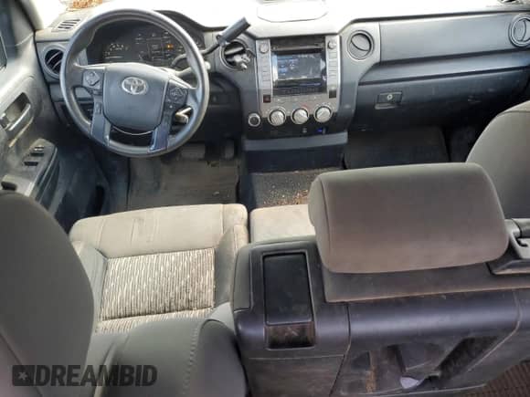 2019 Toyota Tundra SR с VIN 5TFUM5F13KX082805, выставлен на аукционе Copart как лот 75438944 с пробегом 122 236 миль миль и Списание • Salvage title. История ставок и продаж доступна на DreamBid. Изображение 8.