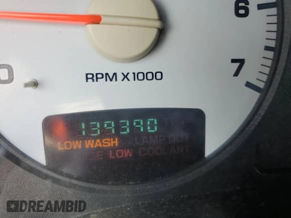 2002 Dodge 1500 with VIN 1D7HA18N02S631740, listed as a Copart auction lot 68253995 with 139,390 mi miles and Salvage title. Bid and sale history available at DreamBid. Image 9.