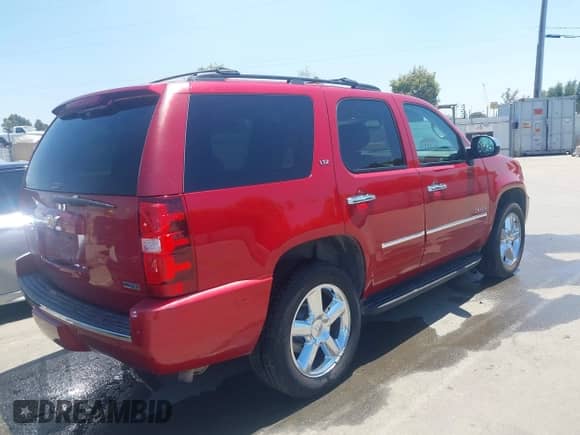 2012 Chevrolet Tahoe LTZ с VIN 1GNSKCE00CR220792, выставлен на аукционе IAAI как лот 42649651 с пробегом 221 162 миль миль и . История ставок и продаж доступна на DreamBid. Изображение 4.