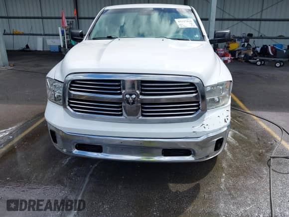 2014 Ram 1500 Big Horn z VIN 1C6RR6GT1ES306661, wystawiony jako IAAI lot #43337810 z przebiegiem 192 692 mil mil oraz . Historia ofert i sprzedaży dostępna na DreamBid. Obrazek 12.