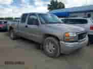 2000 GMC Sierra 1500 SLE with VIN 2GTEK19T9Y1240716, listed as a Copart auction lot 63108115 with 173,788 mi miles and Salvage title. Bid and sale history available at DreamBid. Image 4.