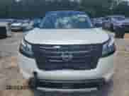 2024 Nissan Pathfinder SL с VIN 5N1DR3CA8RC290377, выставлен на аукционе Copart как лот 59028765 с пробегом 10 634 миль миль и Списание • Salvage title. История ставок и продаж доступна на DreamBid. Изображение 5.