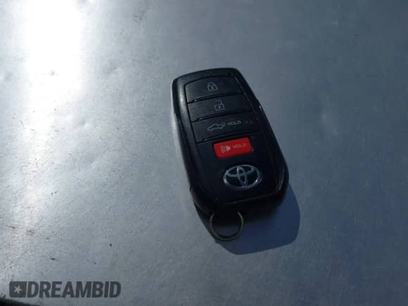 2024 Toyota Tundra Limited z VIN 5TFWA5DB9RX217552, wystawiony jako IAAI lot #41588555 z przebiegiem 3 216 mil mil oraz . Historia ofert i sprzedaży dostępna na DreamBid. Obrazek 11.