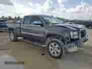 2010 GMC Sierra 1500 SLE z VIN 1GTSCVE04AZ124792, wystawiony jako Copart lot #61503085 z przebiegiem 195 971 mil mil oraz Szkoda całkowita • Salvage title. Historia ofert i sprzedaży dostępna na DreamBid. Obrazek 4.
