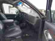 2002 Dodge 1500 z VIN 1D7HU18Z42J207090, wystawiony jako IAAI lot #43301479 z przebiegiem 164 153 mil mil oraz . Historia ofert i sprzedaży dostępna na DreamBid. Obrazek 5.