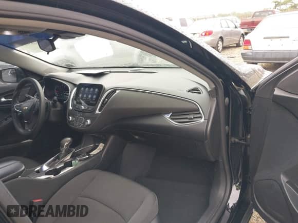 2021 Chevrolet Malibu LT z VIN 1G1ZD5ST1MF054838, wystawiony jako IAAI lot #42831115 z przebiegiem 95 873 mil mil oraz . Historia ofert i sprzedaży dostępna na DreamBid. Obrazek 5.