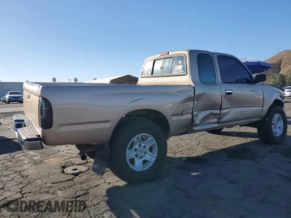 1997 Toyota Tacoma z VIN 4TAWM72NXVZ328170, wystawiony jako Copart lot #81649744 z przebiegiem 171 620 mil mil oraz Szkoda całkowita • Salvage title. Historia ofert i sprzedaży dostępna na DreamBid. Obrazek 3.