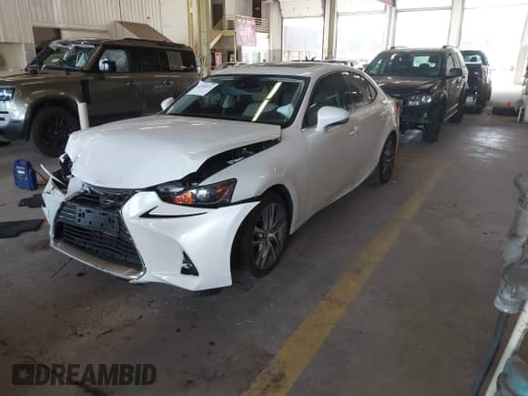 2020 Lexus IS 300 с VIN JTHAA1D27L5108964, выставлен на аукционе IAAI как лот 42184331 с пробегом 14 343 миль миль и . История ставок и продаж доступна на DreamBid. Изображение 2.