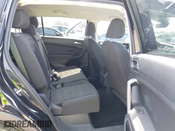 2024 Volkswagen Tiguan S с VIN 3VVRB7AX4RM117954, выставлен на аукционе IAAI как лот 42887194 с пробегом Не указан миль и . История ставок и продаж доступна на DreamBid. Изображение 8.