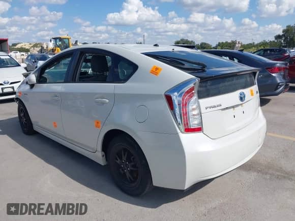 2015 Toyota Prius Four z VIN JTDKN3DU3F1930616, wystawiony jako IAAI lot #43283870 z przebiegiem Nie podano mil oraz . Historia ofert i sprzedaży dostępna na DreamBid. Obrazek 3.