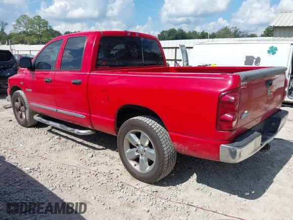 2008 Dodge 1500 SLT with VIN 1D7HA18268J104788, listed as a IAAI auction lot 43395476 with 206,529 mi miles and . Bid and sale history available at DreamBid. Image 3.