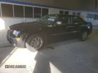 2010 Chrysler 300 C с VIN 2C3CK6CT5AH248276, выставлен на аукционе Copart как лот 81506635 с пробегом 127 687 миль миль и Чистый • Clean title. История ставок и продаж доступна на DreamBid. Изображение 1.