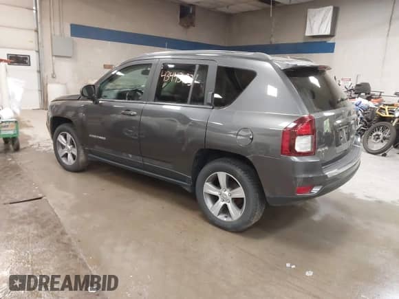 2016 Jeep Compass High Altitude с VIN 1C4NJDEB7GD791828, выставлен на аукционе IAAI как лот 43443453 с пробегом 131 495 миль миль и . История ставок и продаж доступна на DreamBid. Изображение 3.