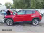 2019 Jeep Compass Limited with VIN 3C4NJDCB5KT646194, listed as a IAAI auction lot 43191478 with Not provided miles and . Bid and sale history available at DreamBid. Image 14.