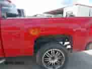 2007 Chevrolet Silverado 1500 1LT with VIN 2GCEC19C571619188, listed as a IAAI auction lot 43133705 with 262,648 mi miles and . Bid and sale history available at DreamBid. Image 18.