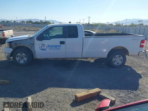 2008 Ford F-150 XL with VIN 1FTVX145X8KE41423, listed as a IAAI auction lot 40440244 with 179,670 mi miles and . Bid and sale history available at DreamBid. Image 14.