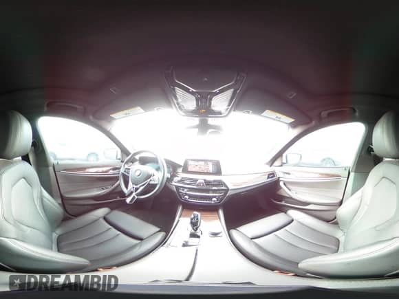 2020 BMW 5 Series с VIN WBAJB1C03LCD50600, выставлен на аукционе Copart как лот 62033065 с пробегом 10 885 миль миль и Списание • Salvage title. История ставок и продаж доступна на DreamBid. Изображение 15.