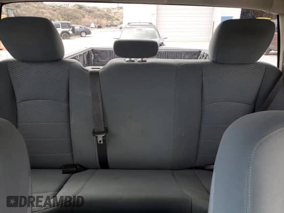 2019 Ram 1500 Express z VIN 1C6RR6FG3KS545824, wystawiony jako Copart lot #51315195 z przebiegiem 61 140 mil mil oraz Szkoda całkowita • Salvage title. Historia ofert i sprzedaży dostępna na DreamBid. Obrazek 10.