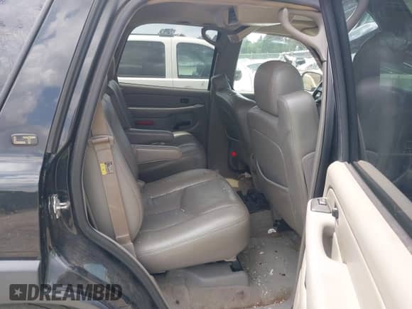 2005 Chevrolet Tahoe LT с VIN 1GNEC13T05R226350, выставлен на аукционе IAAI как лот 42302694 с пробегом 271 033 миль миль и . История ставок и продаж доступна на DreamBid. Изображение 8.