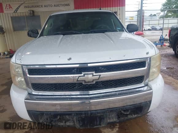 2007 Chevrolet Silverado 1500 1LT with VIN 2GCEC19C471663831, listed as a IAAI auction lot 42487022 with 280,518 mi miles and . Bid and sale history available at DreamBid. Image 12.